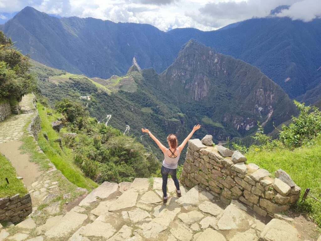 inca trail machu picchu sunrise